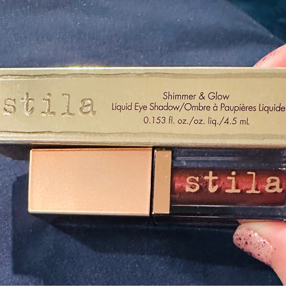 Stila Shimmer & Glow Liquid Eye Shadow - Pigalle - 0.153 oz. New In Box